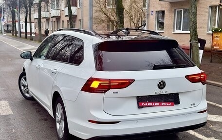 Volkswagen Golf VIII, 2022 год, 1 850 000 рублей, 8 фотография