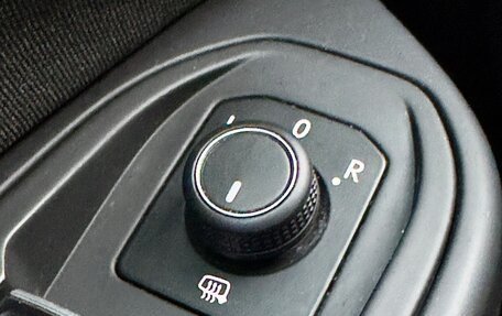 Volkswagen Golf VIII, 2022 год, 1 850 000 рублей, 16 фотография