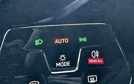 Volkswagen Golf VIII, 2022 год, 1 850 000 рублей, 17 фотография