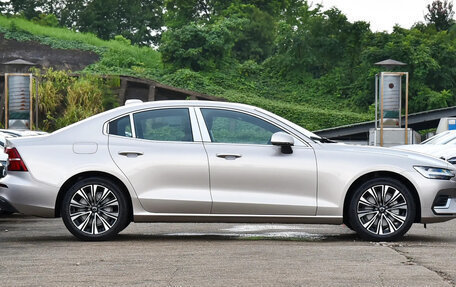 Volvo S60 III, 2024 год, 4 600 000 рублей, 8 фотография