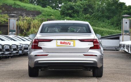 Volvo S60 III, 2024 год, 4 600 000 рублей, 6 фотография