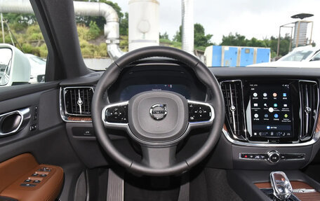 Volvo S60 III, 2024 год, 4 600 000 рублей, 11 фотография