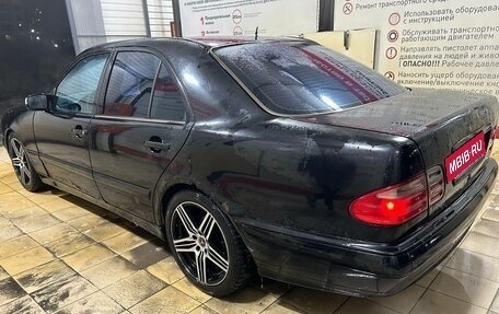 Mercedes-Benz E-Класс, 1999 год, 270 000 рублей, 7 фотография