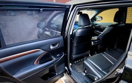 Toyota Highlander III, 2015 год, 2 750 000 рублей, 12 фотография