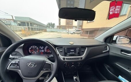 Hyundai Solaris II рестайлинг, 2017 год, 1 580 000 рублей, 8 фотография