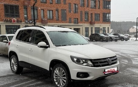 Volkswagen Tiguan I, 2012 год, 1 399 000 рублей, 2 фотография