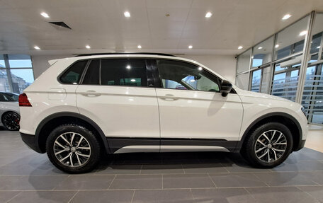 Volkswagen Tiguan II, 2019 год, 2 729 000 рублей, 4 фотография