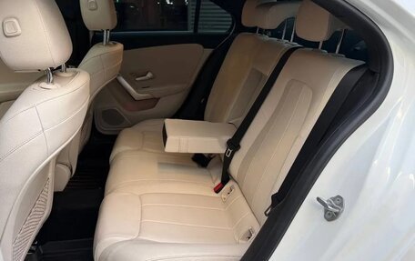 Mercedes-Benz A-Класс, 2022 год, 2 600 000 рублей, 7 фотография