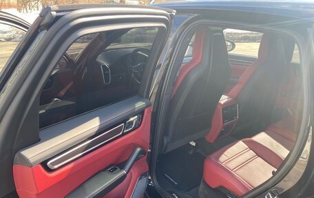 Porsche Cayenne III, 2021 год, 11 900 000 рублей, 5 фотография