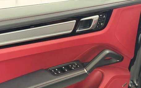 Porsche Cayenne III, 2022 год, 10 712 000 рублей, 7 фотография