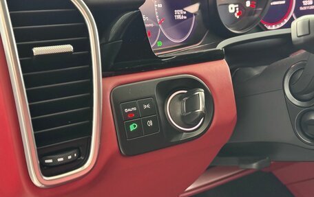 Porsche Cayenne III, 2022 год, 10 712 000 рублей, 10 фотография