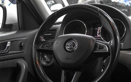 Skoda Yeti I рестайлинг, 2015 год, 1 359 900 рублей, 15 фотография