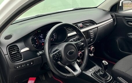 KIA Rio IV, 2017 год, 1 097 000 рублей, 9 фотография