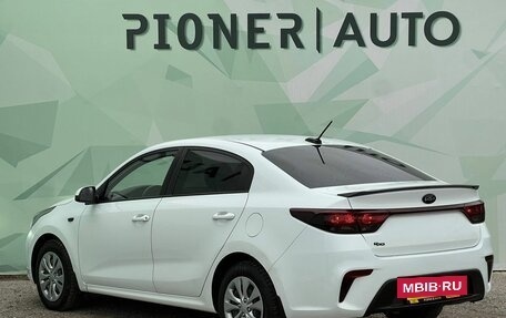 KIA Rio IV, 2017 год, 1 097 000 рублей, 7 фотография