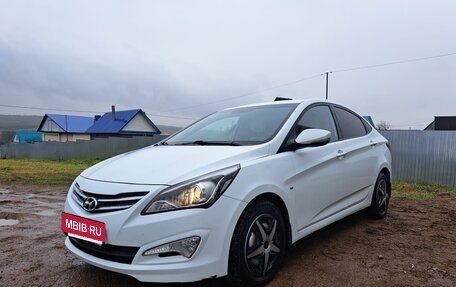 Hyundai Solaris II рестайлинг, 2016 год, 1 100 000 рублей, 3 фотография