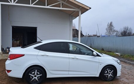 Hyundai Solaris II рестайлинг, 2016 год, 1 100 000 рублей, 15 фотография