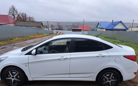 Hyundai Solaris II рестайлинг, 2016 год, 1 100 000 рублей, 16 фотография