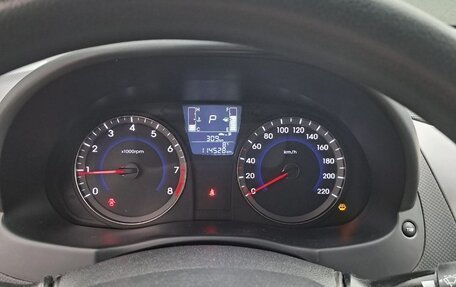 Hyundai Solaris II рестайлинг, 2016 год, 1 100 000 рублей, 22 фотография