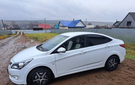 Hyundai Solaris II рестайлинг, 2016 год, 1 100 000 рублей, 17 фотография