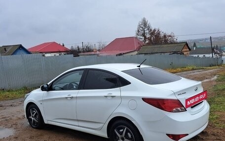 Hyundai Solaris II рестайлинг, 2016 год, 1 100 000 рублей, 19 фотография
