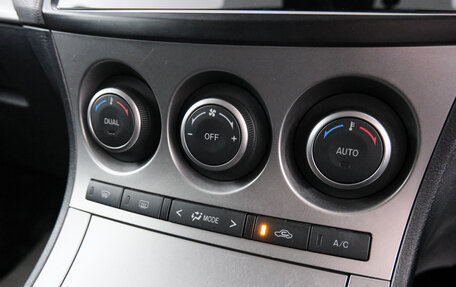 Mazda Axela, 2011 год, 999 000 рублей, 18 фотография