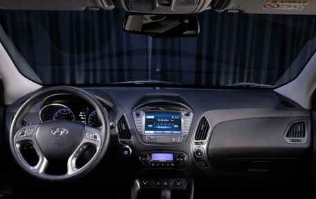 Hyundai ix35 I рестайлинг, 2013 год, 1 350 000 рублей, 11 фотография