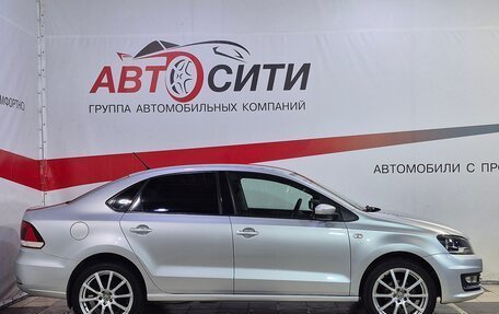Volkswagen Polo VI (EU Market), 2015 год, 900 000 рублей, 8 фотография