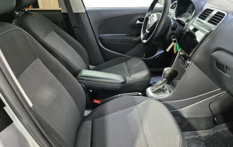 Volkswagen Polo VI (EU Market), 2015 год, 900 000 рублей, 13 фотография