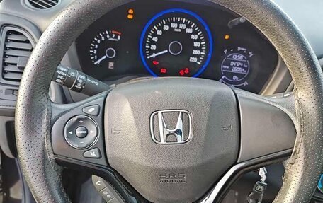 Honda Vezel, 2021 год, 1 970 000 рублей, 16 фотография