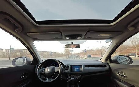 Honda Vezel, 2021 год, 1 970 000 рублей, 13 фотография