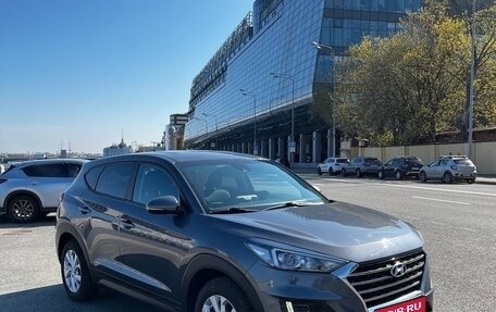 Hyundai Tucson III, 2020 год, 2 300 000 рублей, 2 фотография
