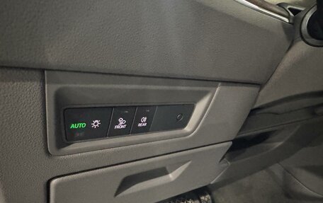 Volkswagen Touareg III, 2025 год, 8 250 000 рублей, 24 фотография