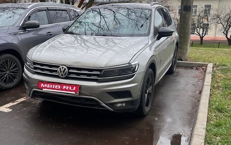 Volkswagen Tiguan II, 2019 год, 1 500 000 рублей, 11 фотография