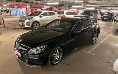 Mercedes-Benz E-Класс, 2015 год, 1 950 000 рублей, 1 фотография