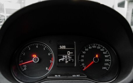 Volkswagen Polo VI (EU Market), 2015 год, 900 000 рублей, 14 фотография