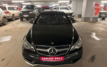 Mercedes-Benz E-Класс, 2015 год, 1 950 000 рублей, 2 фотография