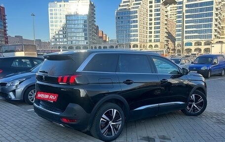 Peugeot 5008 II, 2019 год, 1 700 000 рублей, 5 фотография