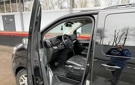 Peugeot Traveller I, 2022 год, 4 000 000 рублей, 12 фотография