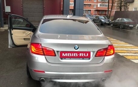 BMW 5 серия, 2011 год, 1 990 000 рублей, 3 фотография
