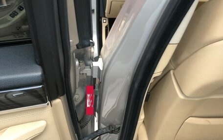 BMW 5 серия, 2011 год, 1 990 000 рублей, 18 фотография