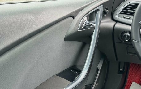 Opel Astra J, 2012 год, 799 000 рублей, 17 фотография