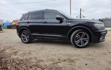 Volkswagen Tiguan II, 2018 год, 2 850 000 рублей, 4 фотография