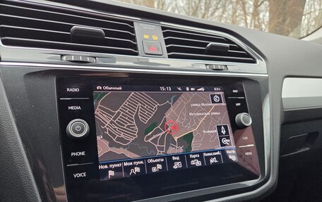 Volkswagen Tiguan II, 2018 год, 2 850 000 рублей, 18 фотография