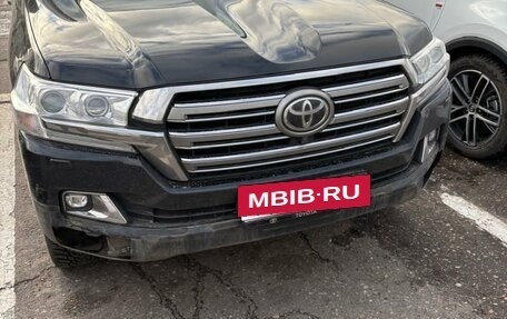 Toyota Land Cruiser 200, 2016 год, 5 200 000 рублей, 2 фотография