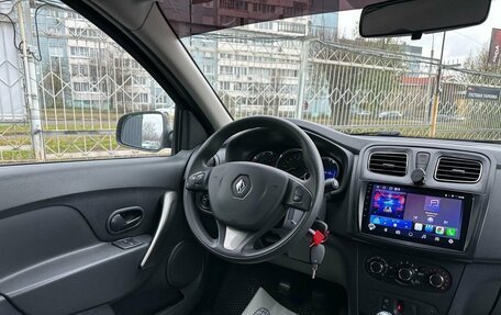 Renault Sandero II рестайлинг, 2015 год, 879 000 рублей, 10 фотография