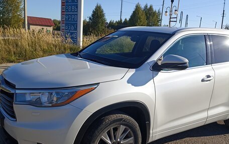 Toyota Highlander III, 2014 год, 2 690 000 рублей, 11 фотография