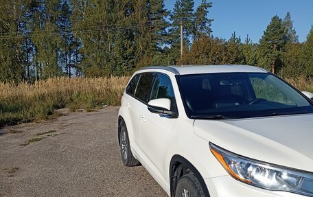 Toyota Highlander III, 2014 год, 2 690 000 рублей, 3 фотография