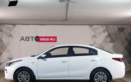 KIA Rio IV, 2018 год, 1 300 000 рублей, 4 фотография