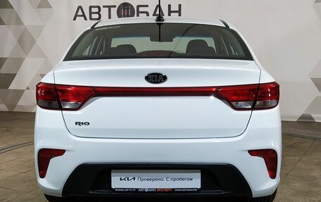 KIA Rio IV, 2018 год, 1 300 000 рублей, 5 фотография