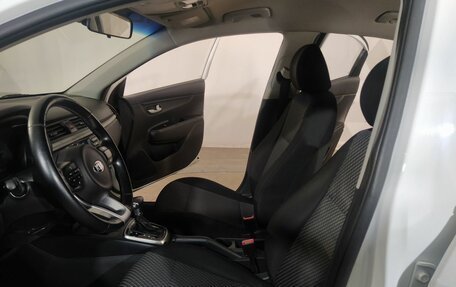 KIA Rio IV, 2018 год, 1 300 000 рублей, 30 фотография